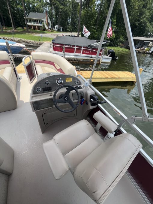 16' MINI MARGARITA PONTOON 40HP DAILY BOAT RENTAL - Image 9